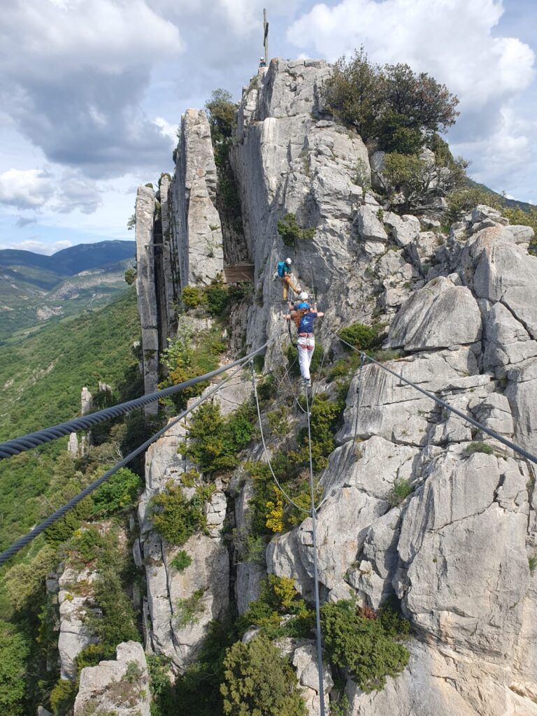 Stage Via Ferrata - club escalade bauju - bauges