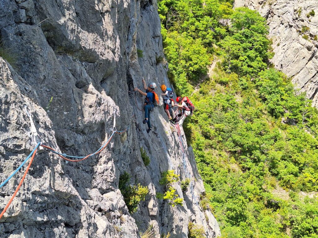 Stage Grande Voie - club escalade bauju - bauges