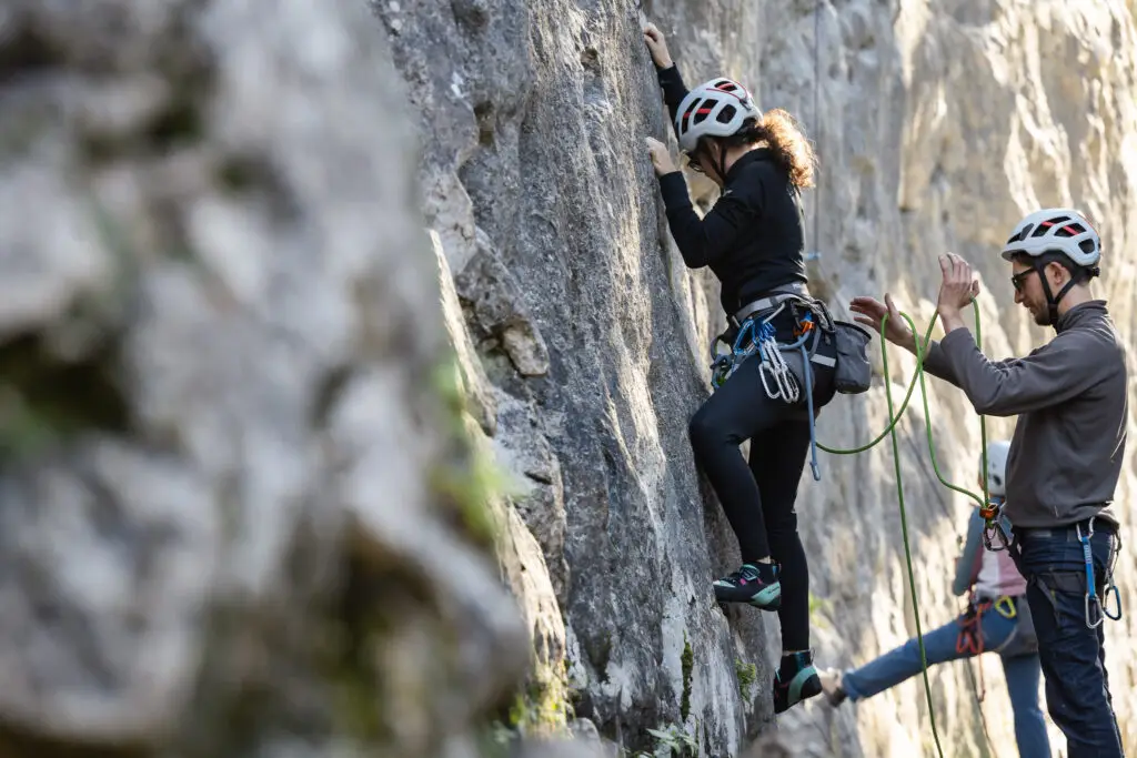 Sorties Falaises - Les Garins - club escalade bauju - bauges